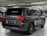 Lexus LX 570-4