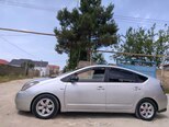 Toyota Prius-5