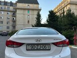 Hyundai Elantra-2