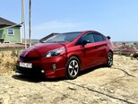 Toyota Prius-12