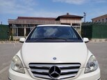 Mercedes B 180-1