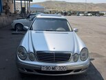Mercedes E 320-1