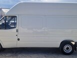 Ford Transit-4