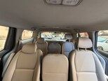 Kia Carnival-9