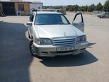 Mercedes C 220-1