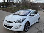 Hyundai Elantra-3