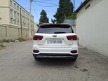 Kia Sorento-8