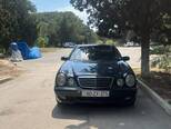 Mercedes E 220-2
