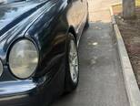 Mercedes E 220-3
