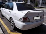 Mitsubishi Lancer-5
