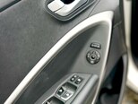 Hyundai Santa Fe-16