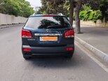 Kia Sorento-4