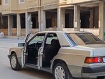 Mercedes 190-5