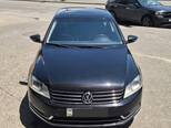 Volkswagen Passat-1