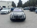 Mercedes E 240-4