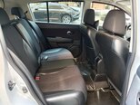 Nissan Tiida-10