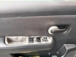 Nissan Tiida-14
