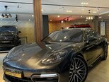Porsche Panamera 4S-1