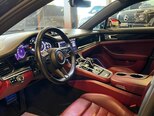 Porsche Panamera 4S-9