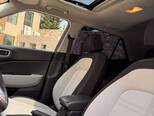 Hyundai Venue-10