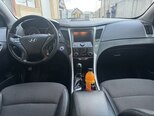 Hyundai Sonata-12