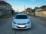 Hyundai Elantra-1