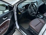 Hyundai Santa Fe-11