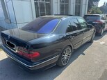 Mercedes E 240-4