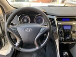 Hyundai Sonata-11