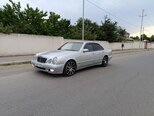Mercedes E 270-2