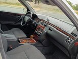 Mercedes E 270-10