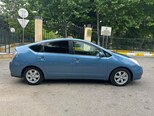 Toyota Prius-8