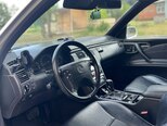 Mercedes E 240-10