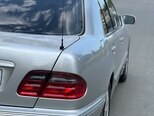 Mercedes E 240-6