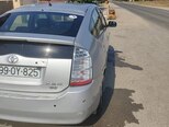 Toyota Prius-5