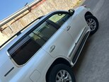 Toyota Land Cruiser-7