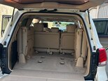 Toyota Land Cruiser-9