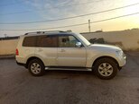 Mitsubishi Pajero-5