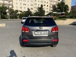 Kia Sorento-8