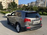 Kia Sorento-7