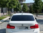 BMW 330-2