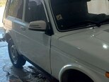 LADA (VAZ) Niva-15