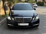 Mercedes E 220-1