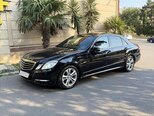 Mercedes E 220-2