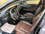 Mercedes E 220-11