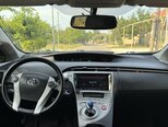Toyota Prius-18