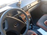 Mercedes 200 D-7
