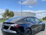 Tesla Model 3-4
