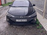 Hyundai Elantra-1