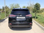 Toyota RAV4-6